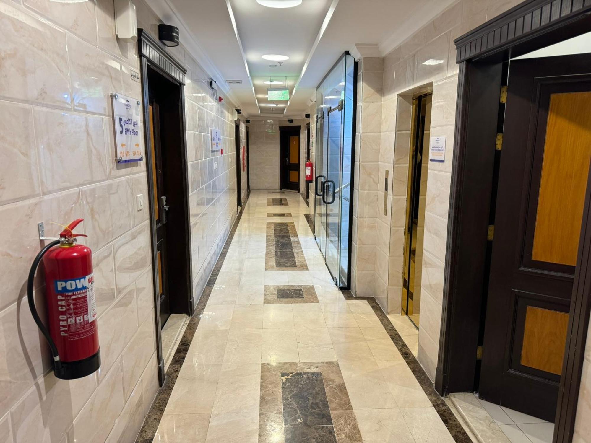 Primotel Suites As Salamah ジェッダ エクステリア 写真